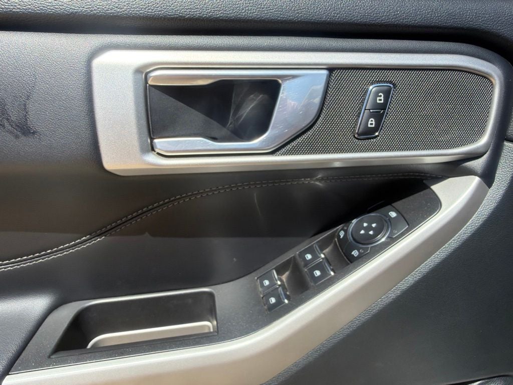 2024 Ford Explorer XLT 7 Passenger