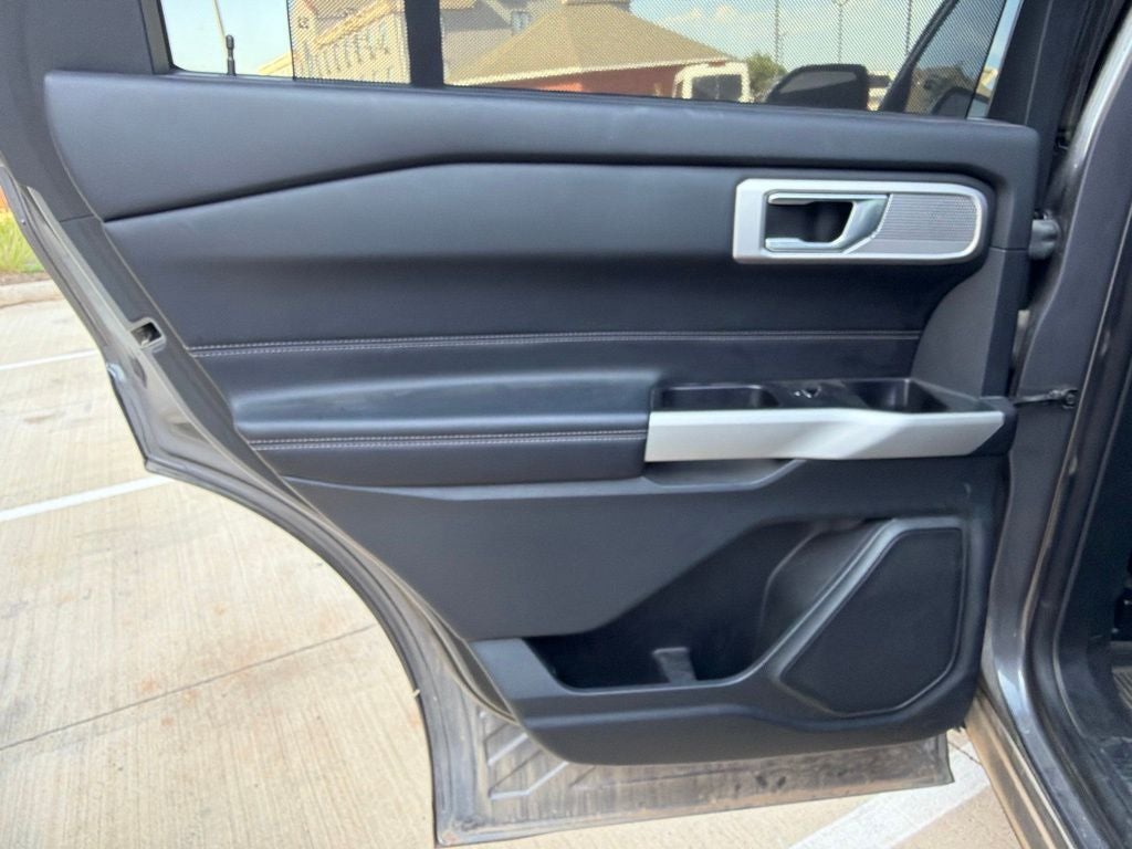 2021 Ford Explorer Limited 3rd Row Seating