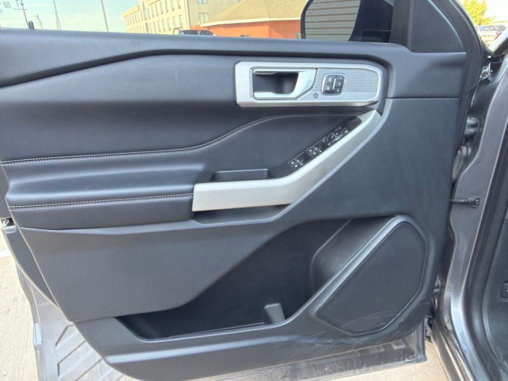 2021 Ford Explorer Limited 3rd Row Seating