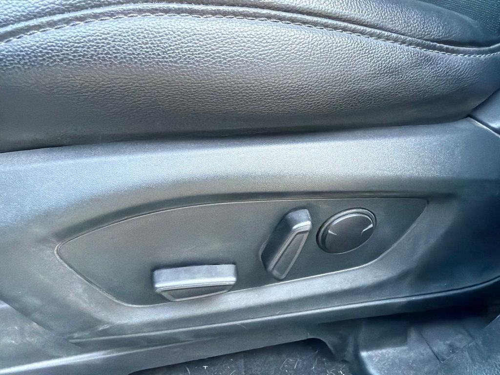 2021 Ford Explorer Limited 3rd Row Seating