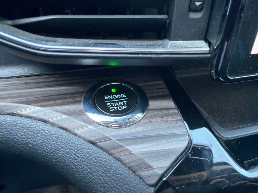 2021 Ford Explorer Limited 3rd Row Seating