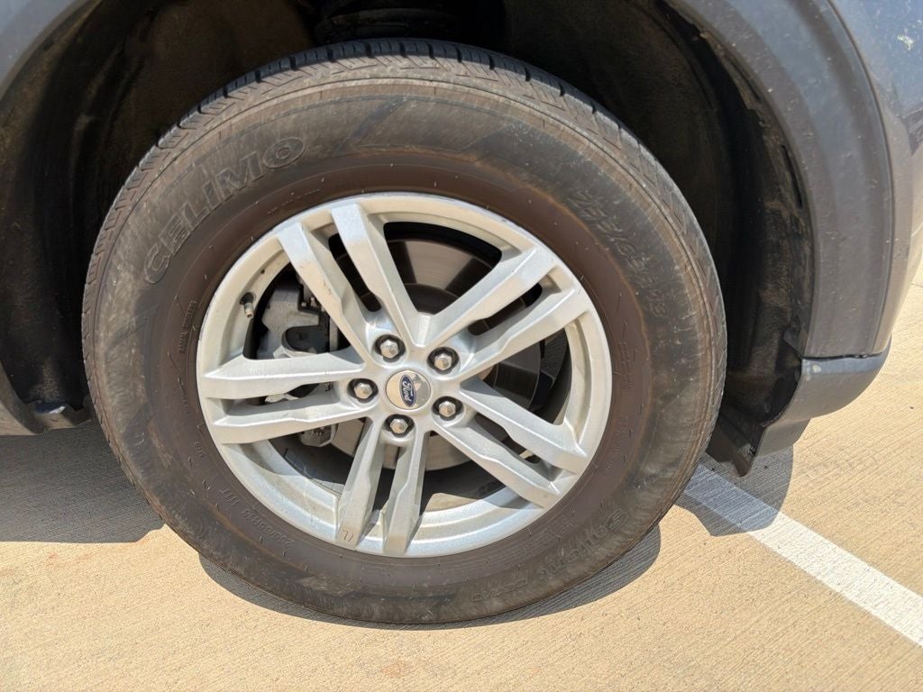 2024 Ford Explorer XLT 4WD | 7 Passenger