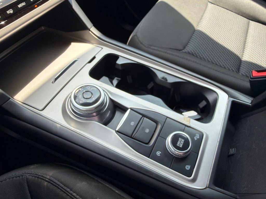 2024 Ford Explorer XLT 4WD | 7 Passenger