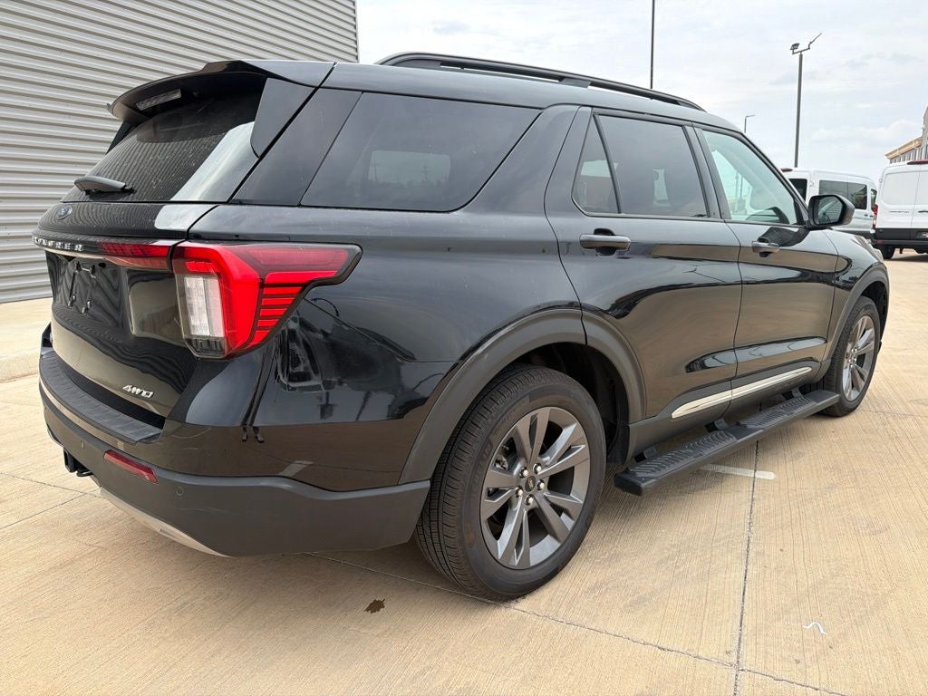 2025 Ford Explorer Active AWD | Active Comfort Pkg
