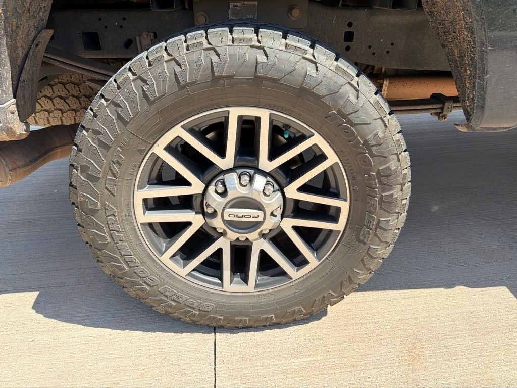 2017 Ford F-250SD Lariat FX4 | 6.7L Pwr Stroke