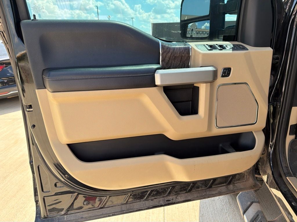 2017 Ford F-250SD Lariat FX4 | 6.7L Pwr Stroke