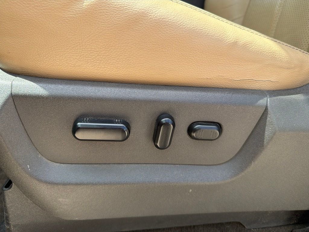 2014 Ford F-250SD Lariat FX4 | 6.7L Pwr Stroke
