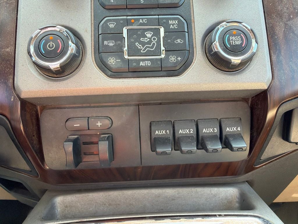 2014 Ford F-250SD Lariat FX4 | 6.7L Pwr Stroke