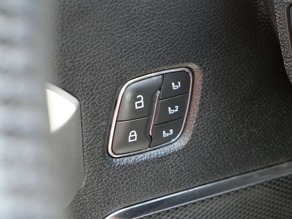 2020 Ford F-250SD Lariat FX4 | 6.7L Pwr Stroke
