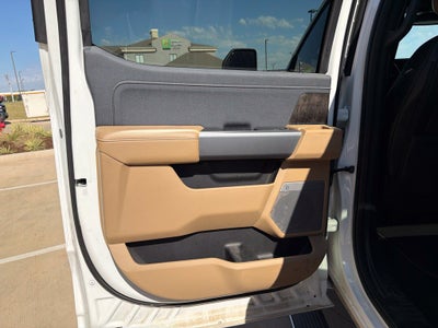 2026 Ford F-350SD Lariat DRW