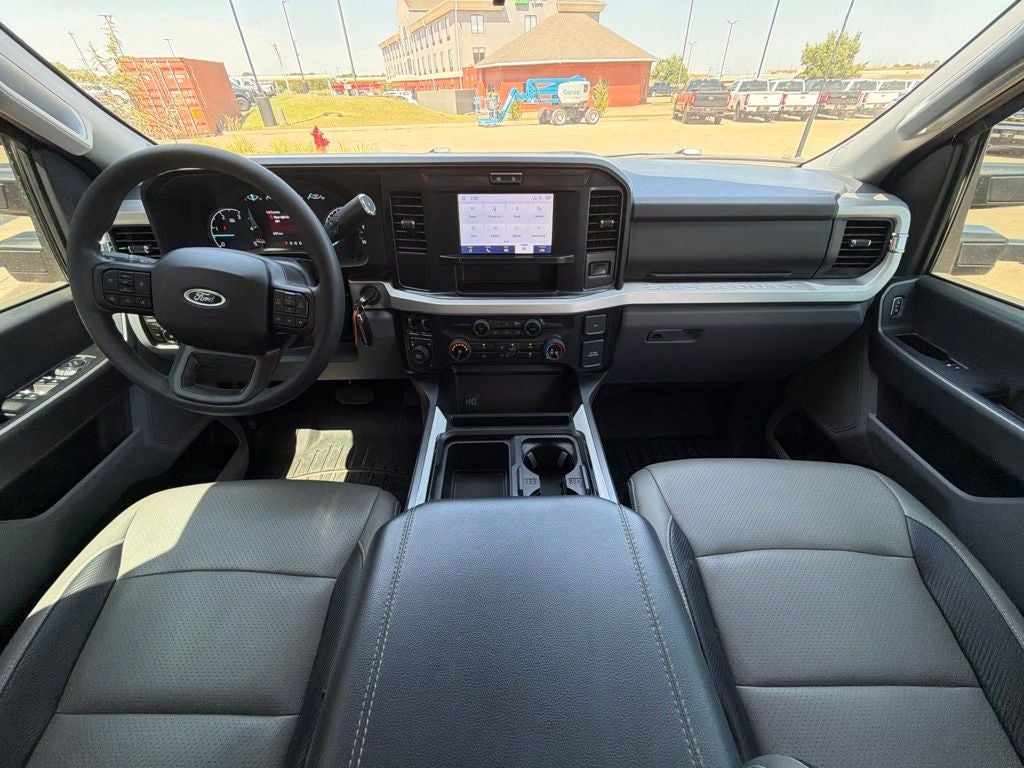 2025 Ford F-350SD XLT