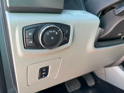 2017 Ford F-150 XLT 4WD | 5.0L V8