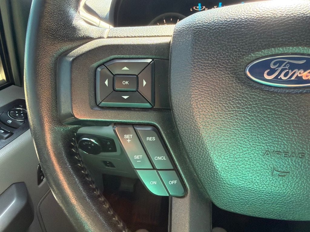 2017 Ford F-150 XLT 4WD | 5.0L V8
