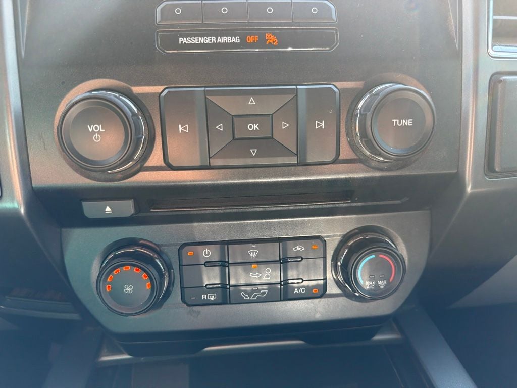 2017 Ford F-150 XLT 4WD | 5.0L V8
