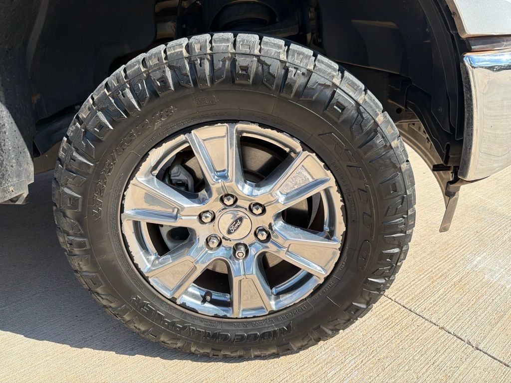2017 Ford F-150 XLT 4WD | 5.0L V8