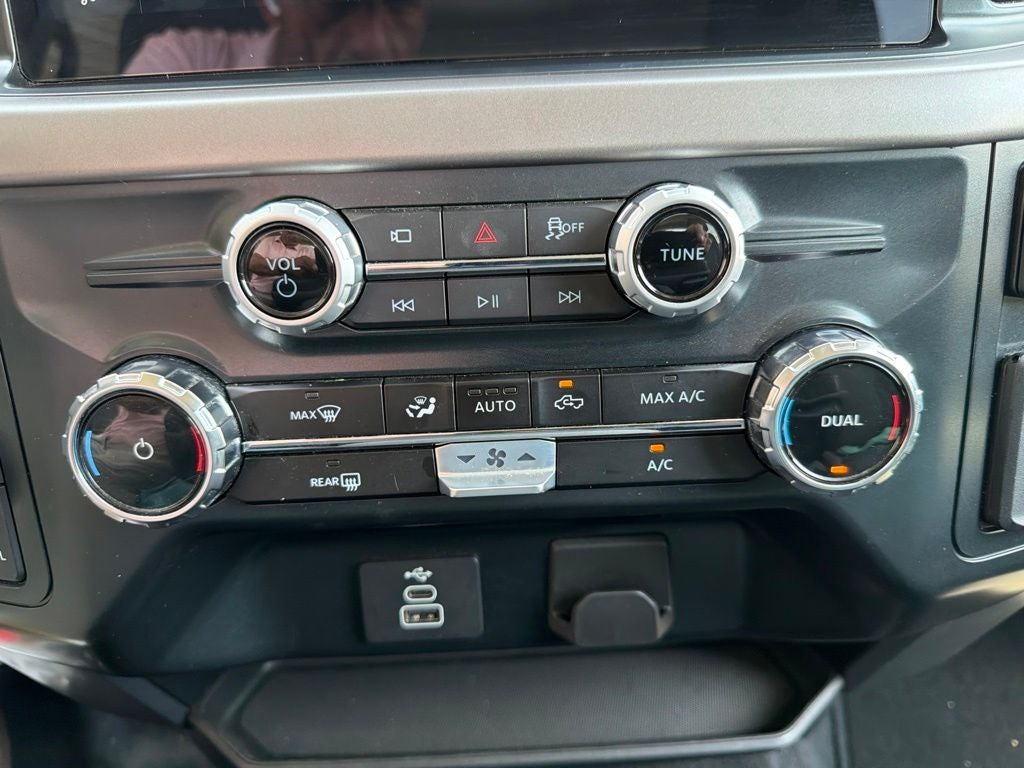 2025 Ford F-150 XLT 4WD | 5.0L V8