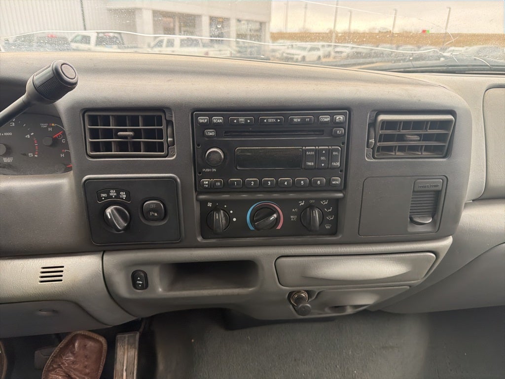 2004 Ford F-250SD Lariat