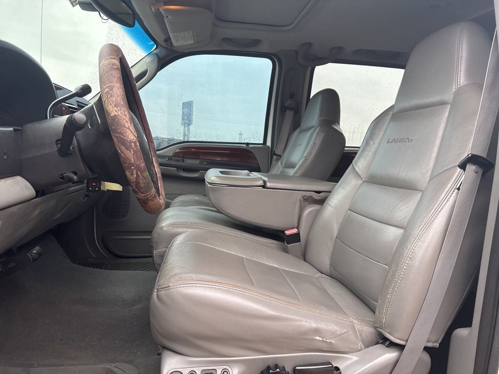 2005 Ford F-350SD Lariat