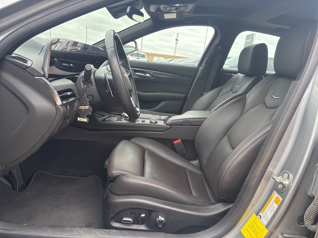 2025 Cadillac CT5 Sport