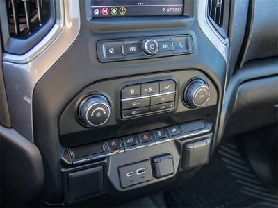 2022 Chevrolet Silverado 1500 LTD Custom