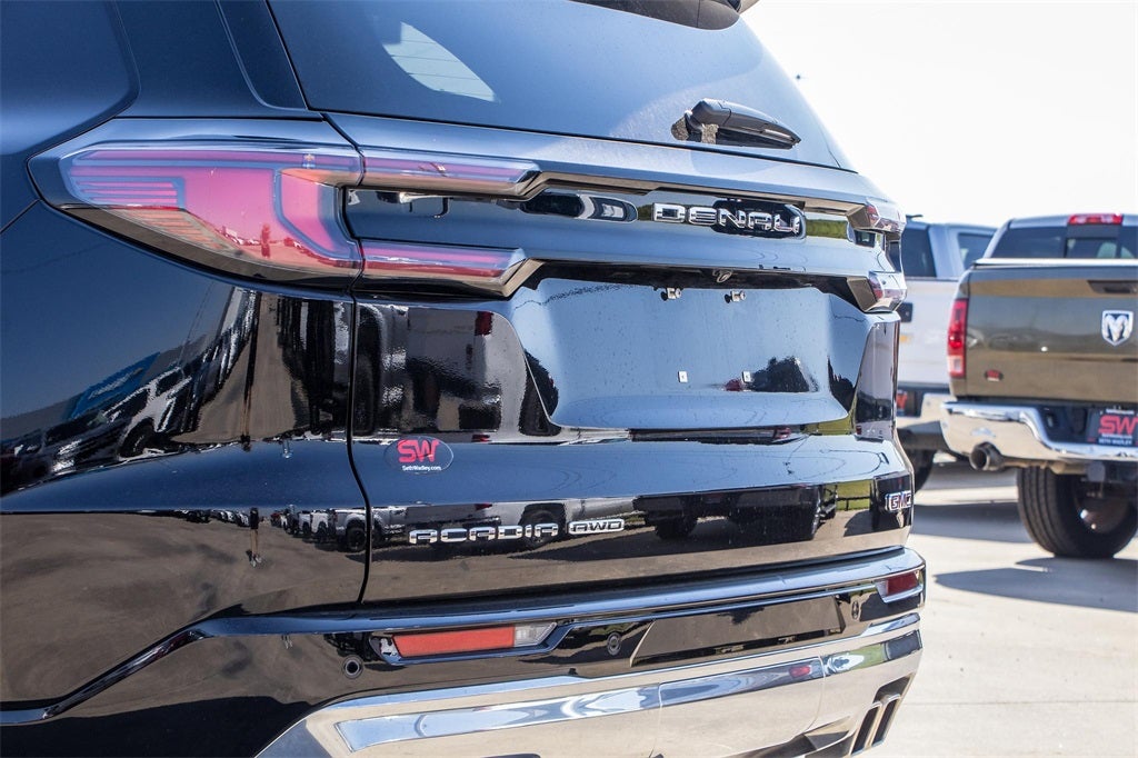 2024 GMC Acadia Denali