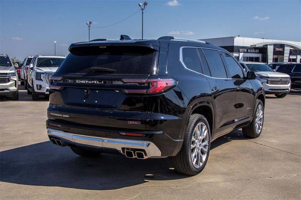 2024 GMC Acadia Denali