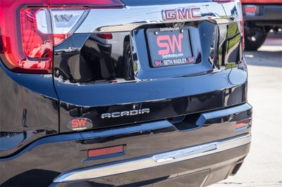 2023 GMC Acadia Denali