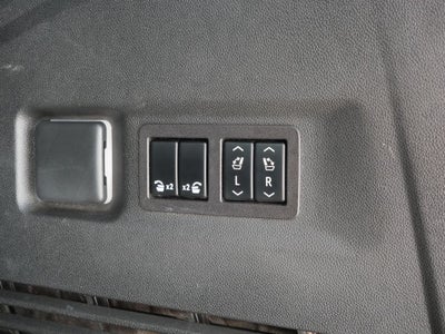 2023 GMC Yukon XL Denali 4WD | 7 Passenger
