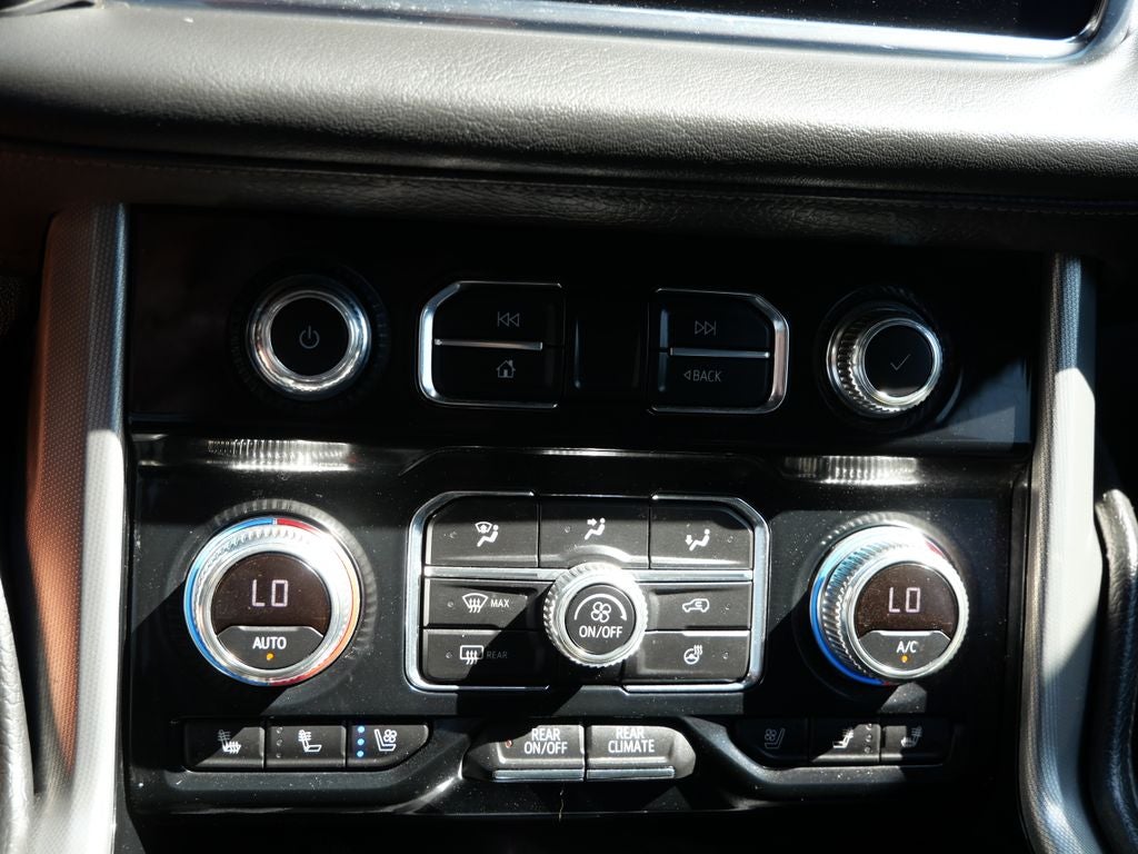 2023 GMC Yukon XL Denali 4WD | 7 Passenger