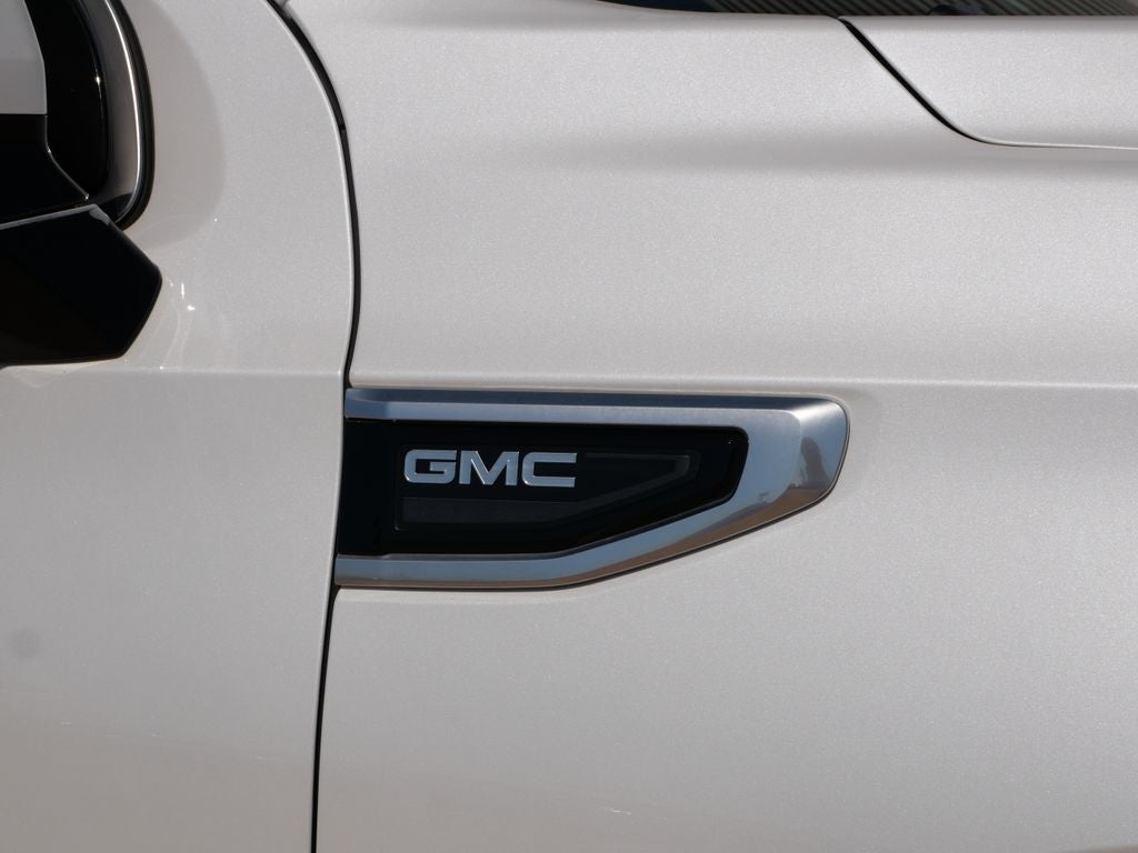 2023 GMC Yukon XL Denali 4WD | 7 Passenger