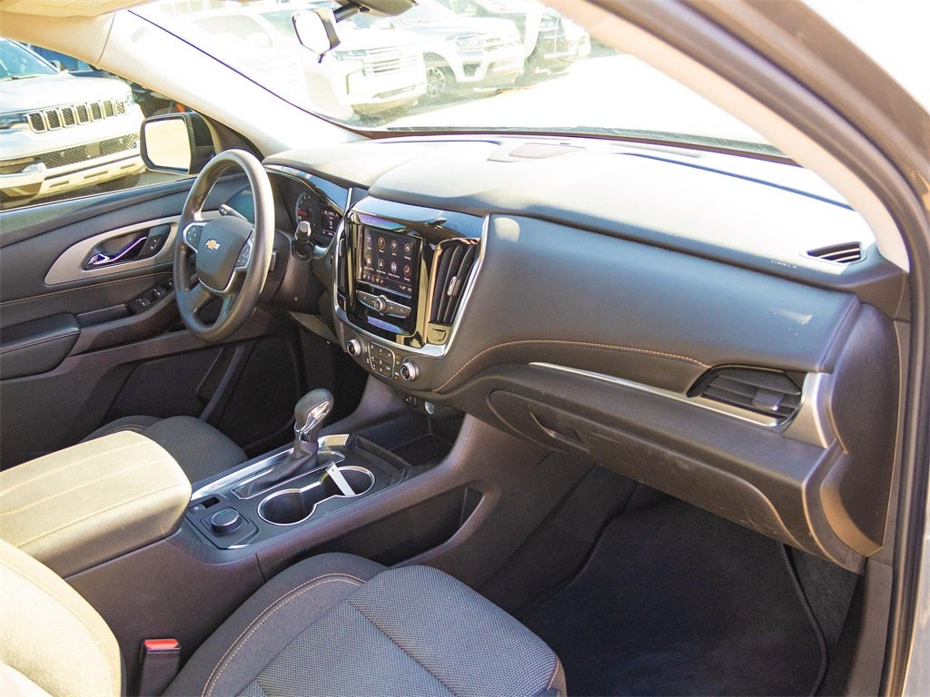 2021 Chevrolet Traverse LS