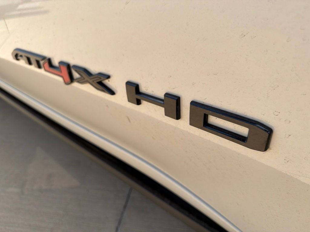 2026 GMC Sierra 2500HD AT4X Preferred Equipment Group