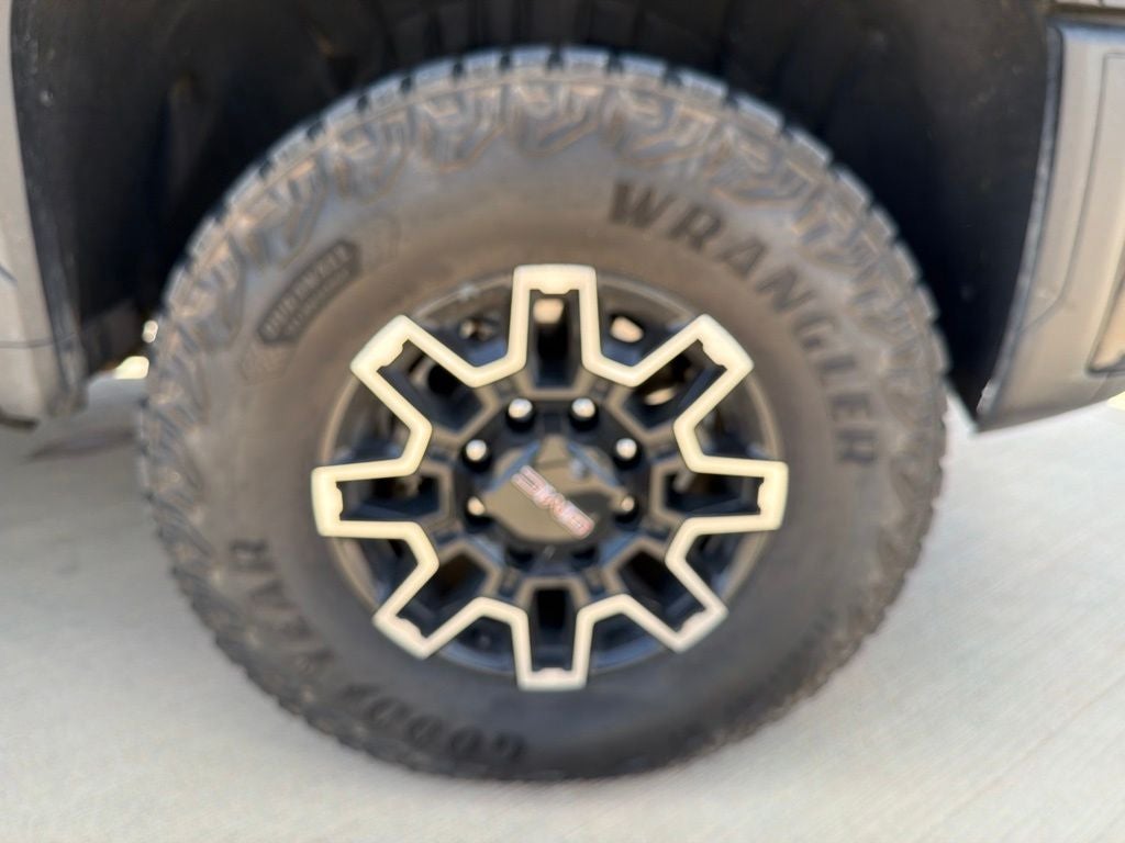 2026 GMC Sierra 2500HD AT4X Preferred Equipment Group