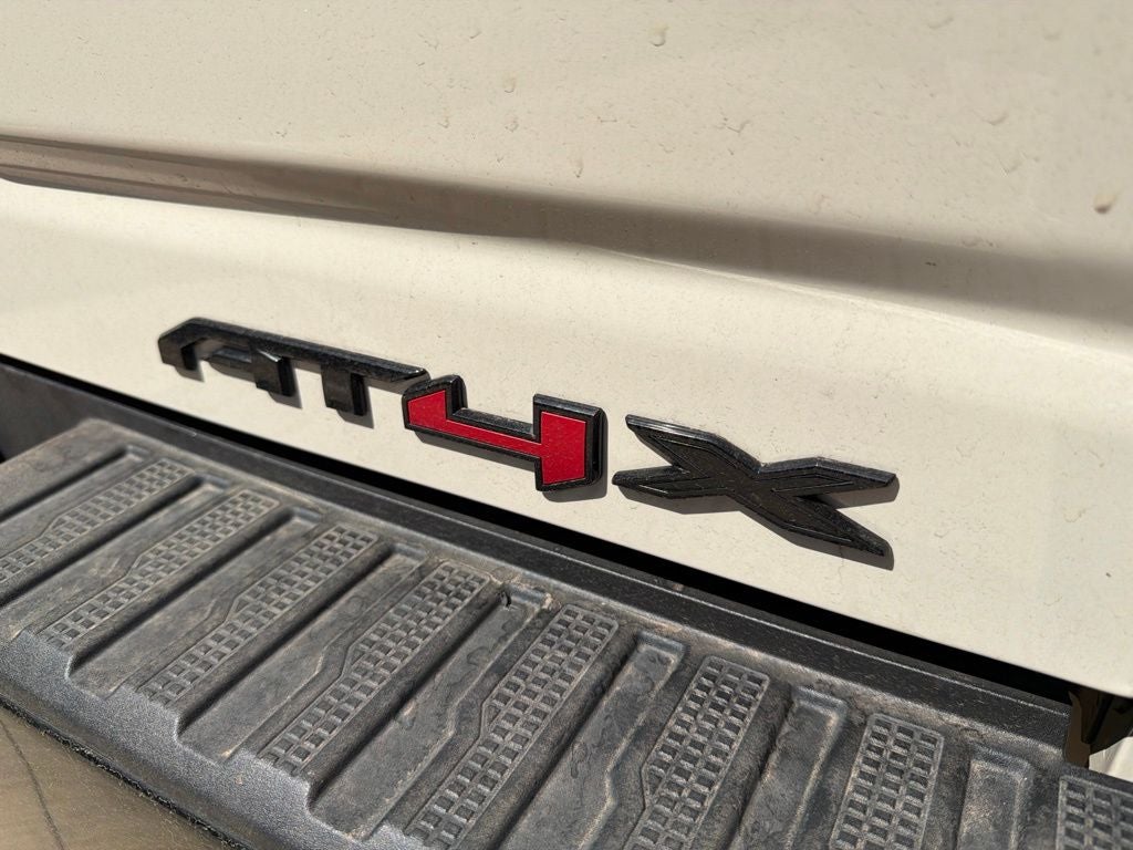 2026 GMC Sierra 2500HD AT4X Preferred Equipment Group