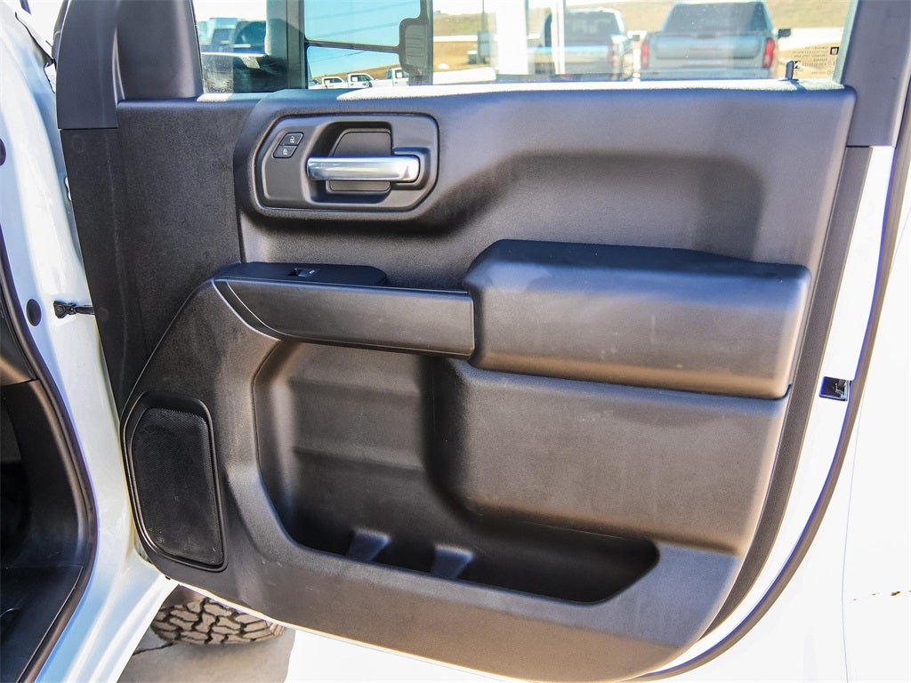 2023 GMC Sierra 2500HD Pro