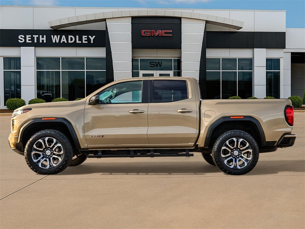 2023 GMC Canyon AT4