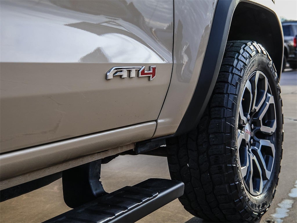 2023 GMC Canyon AT4