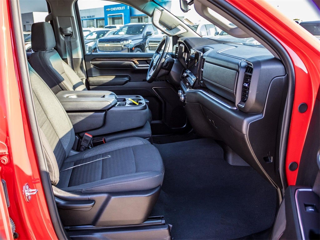 2024 GMC Sierra 1500 SLE