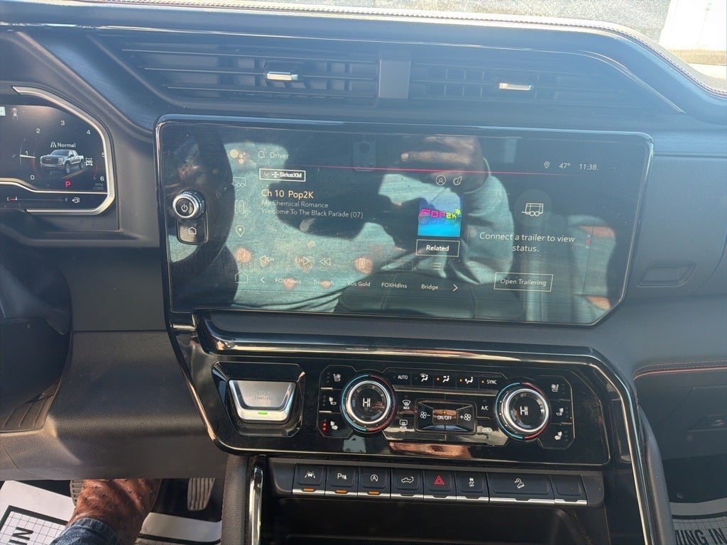 2023 GMC Sierra 1500 AT4