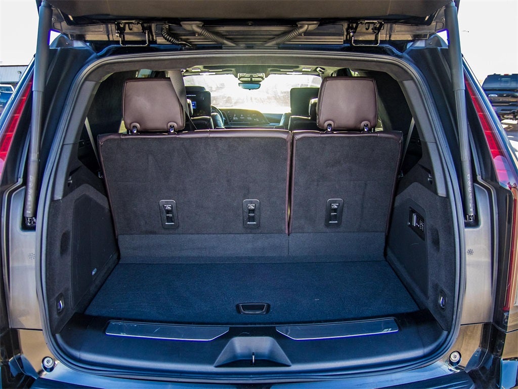 2023 Cadillac Escalade Sport Platinum