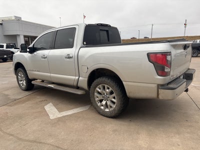 2020 Nissan Titan SL