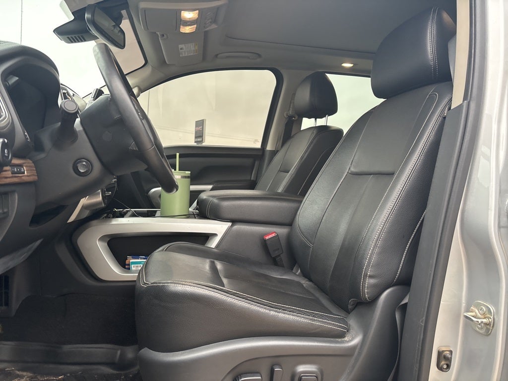 2020 Nissan Titan SL