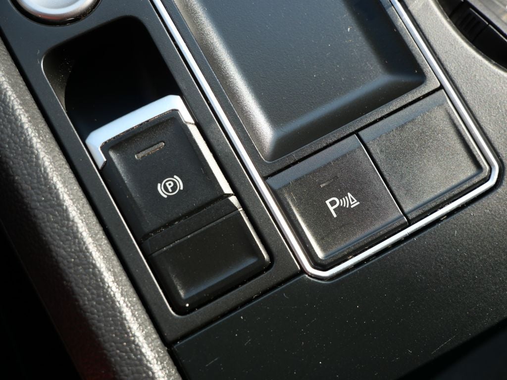 2021 Volkswagen Atlas 3.6L V6 SE w/Technology 7 Passenger
