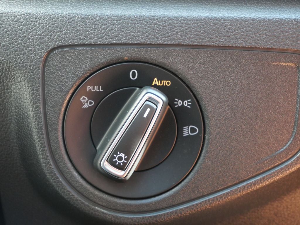 2021 Volkswagen Atlas 3.6L V6 SE w/Technology 7 Passenger