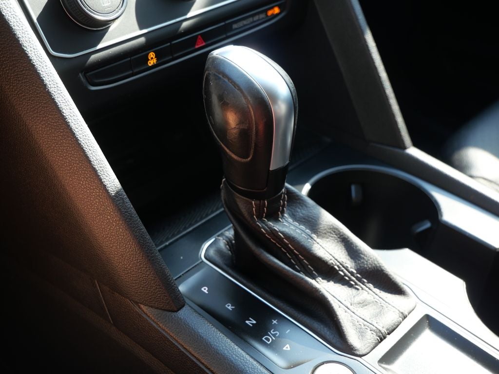 2021 Volkswagen Atlas 3.6L V6 SE w/Technology 7 Passenger