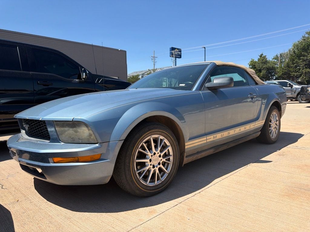 2005 Ford Mustang V6 Convertible | Parts -Only Sale | Not Running