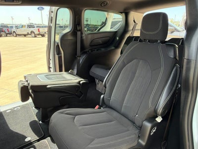 2023 Chrysler Pacifica Touring 7 Passenger