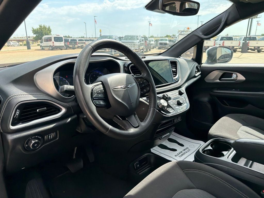 2023 Chrysler Pacifica Touring 7 Passenger