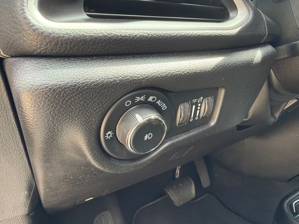 2023 Chrysler Pacifica Touring 7 Passenger