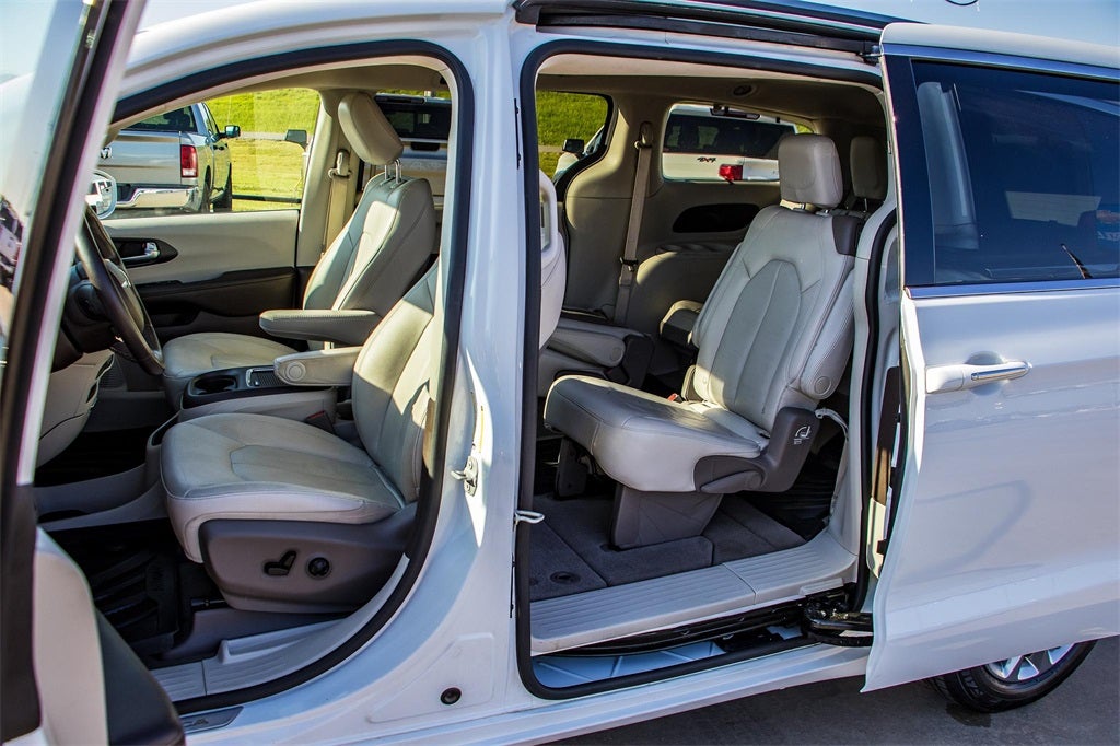 2021 Chrysler Pacifica Touring L